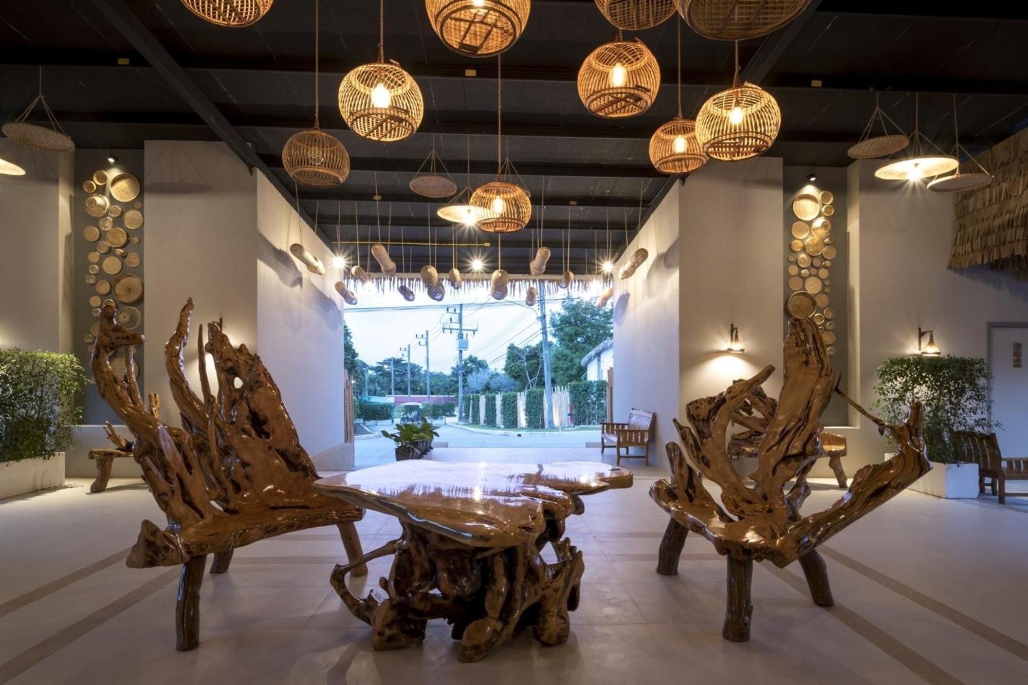 Ozone Villa Phuket Pa Khlok Exterior foto