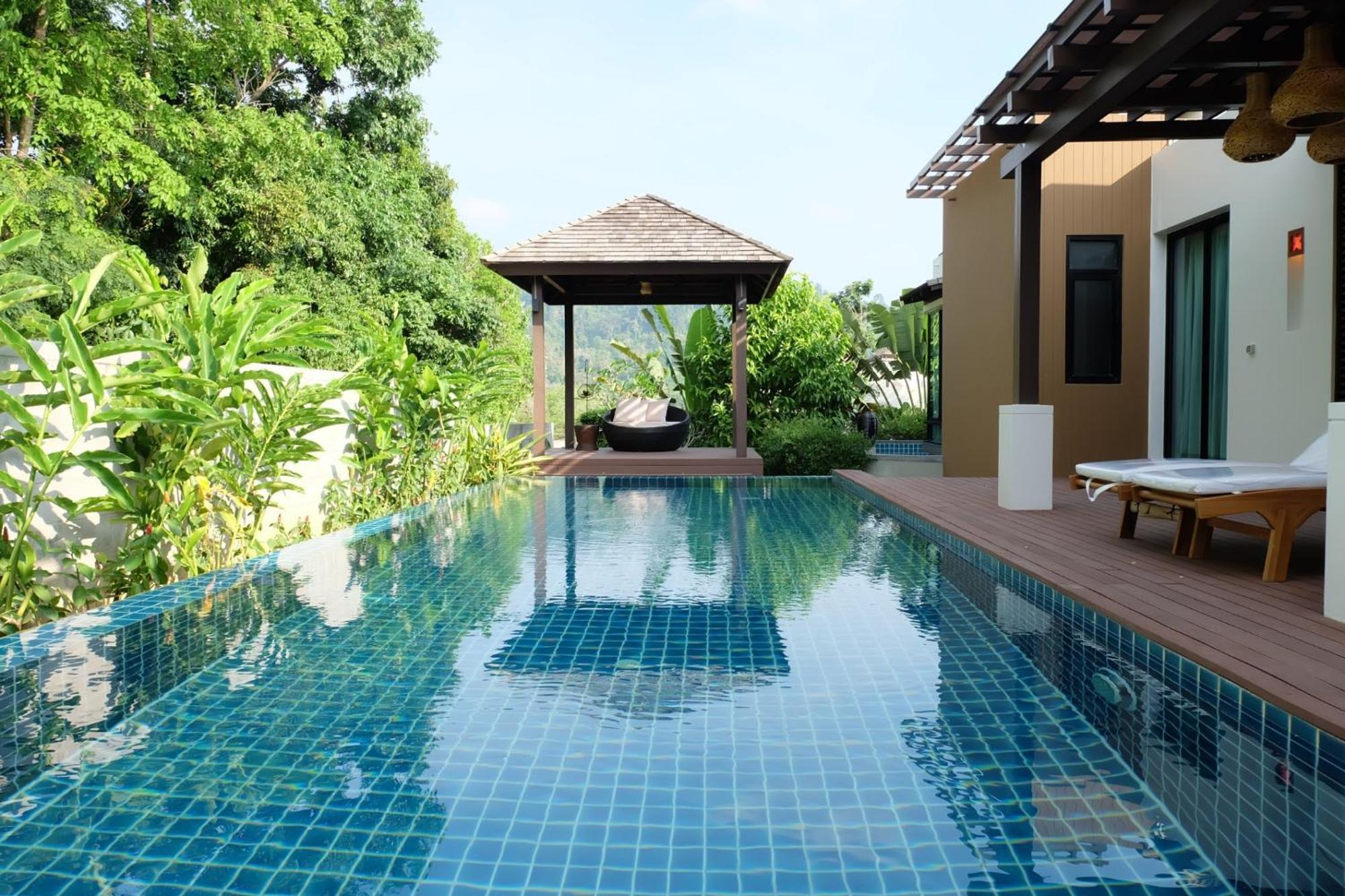 Ozone Villa Phuket Pa Khlok Exterior foto